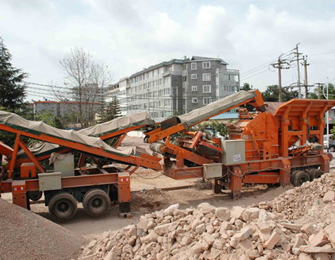 移动破石机使用